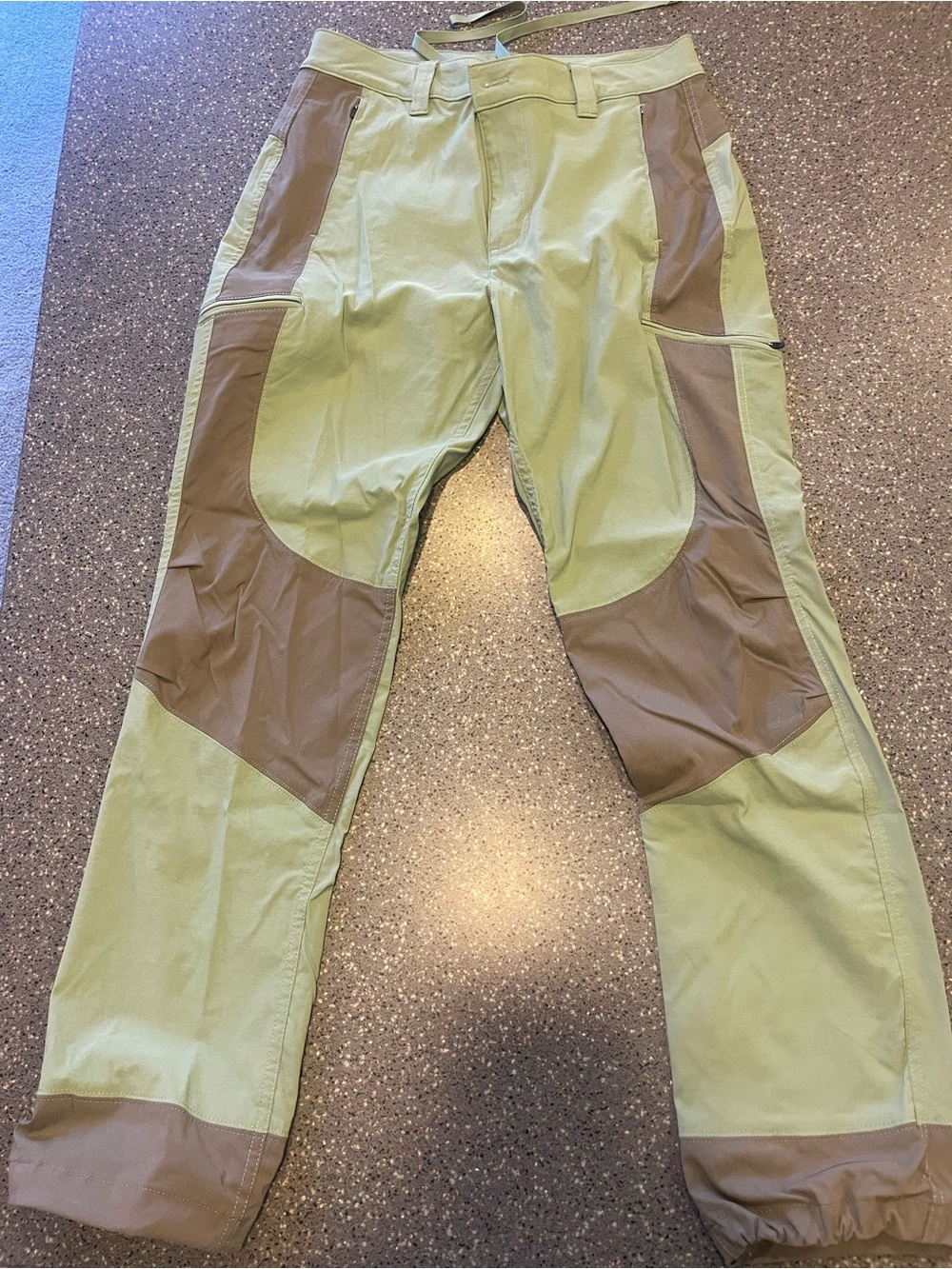 Eddie Bauer Olive and Brown Two-Tone Cargo Joggers